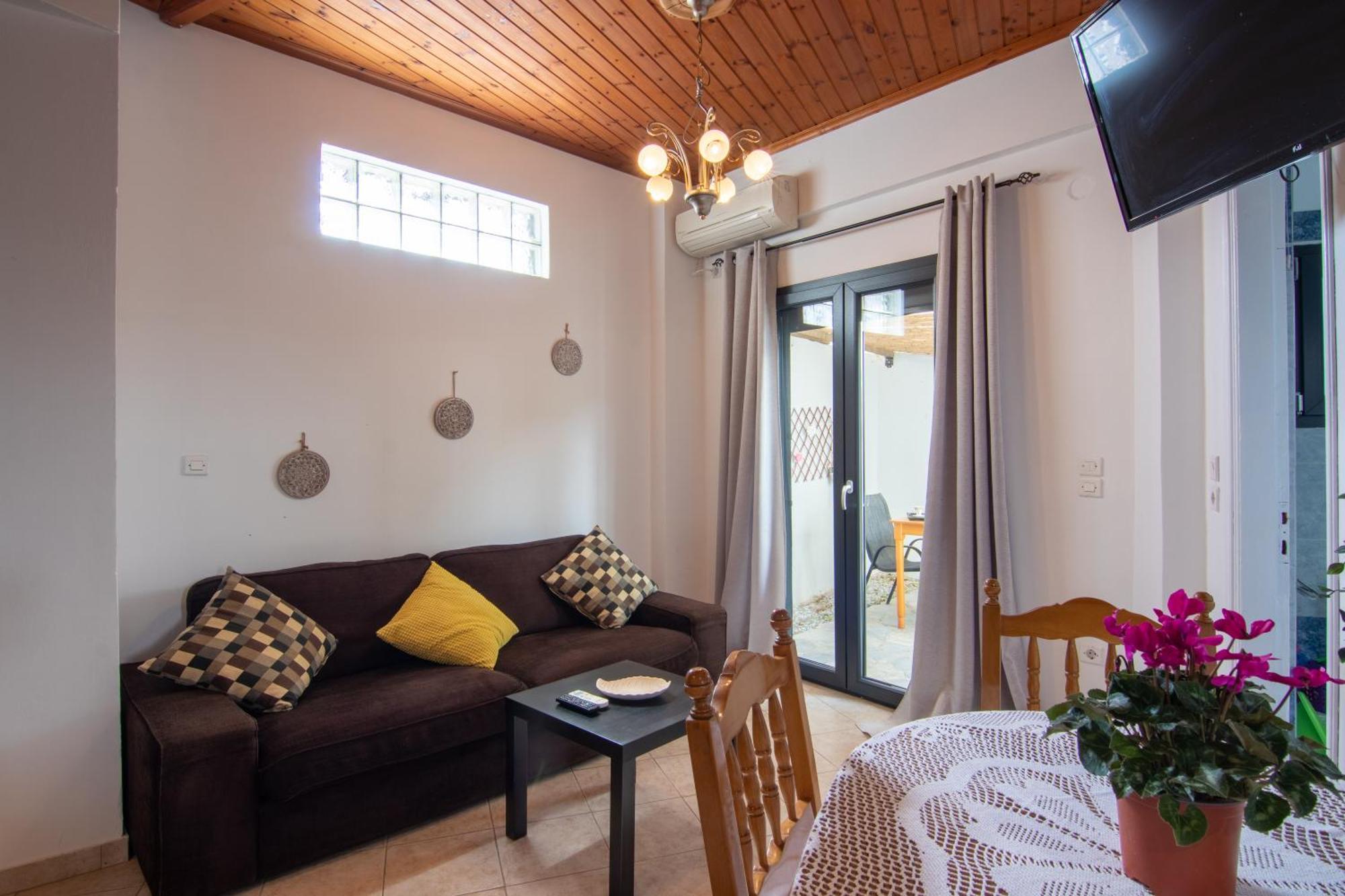 Apartment Traditional Stone House Moúdhros