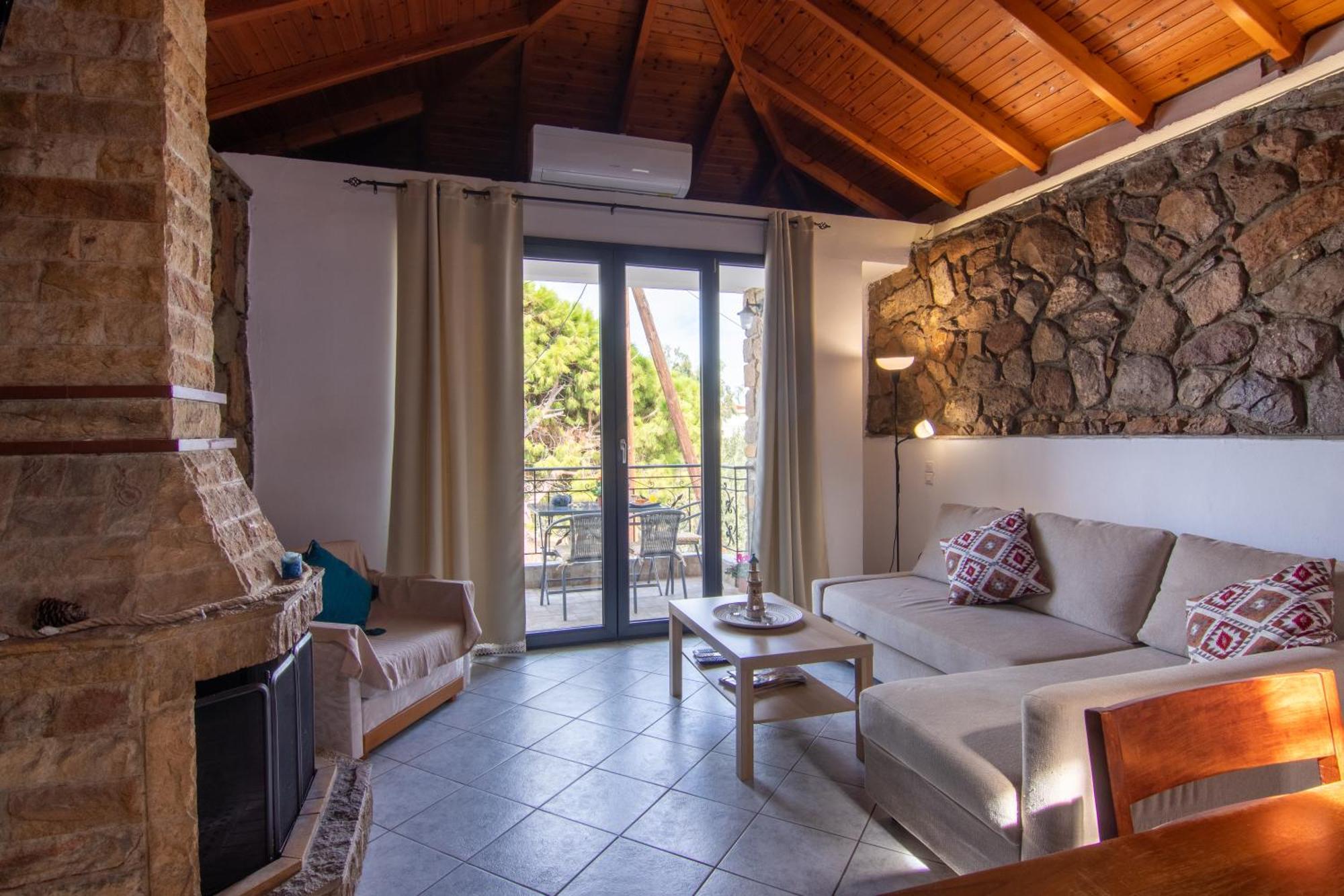 Traditional Stone House Apartment Moúdhros